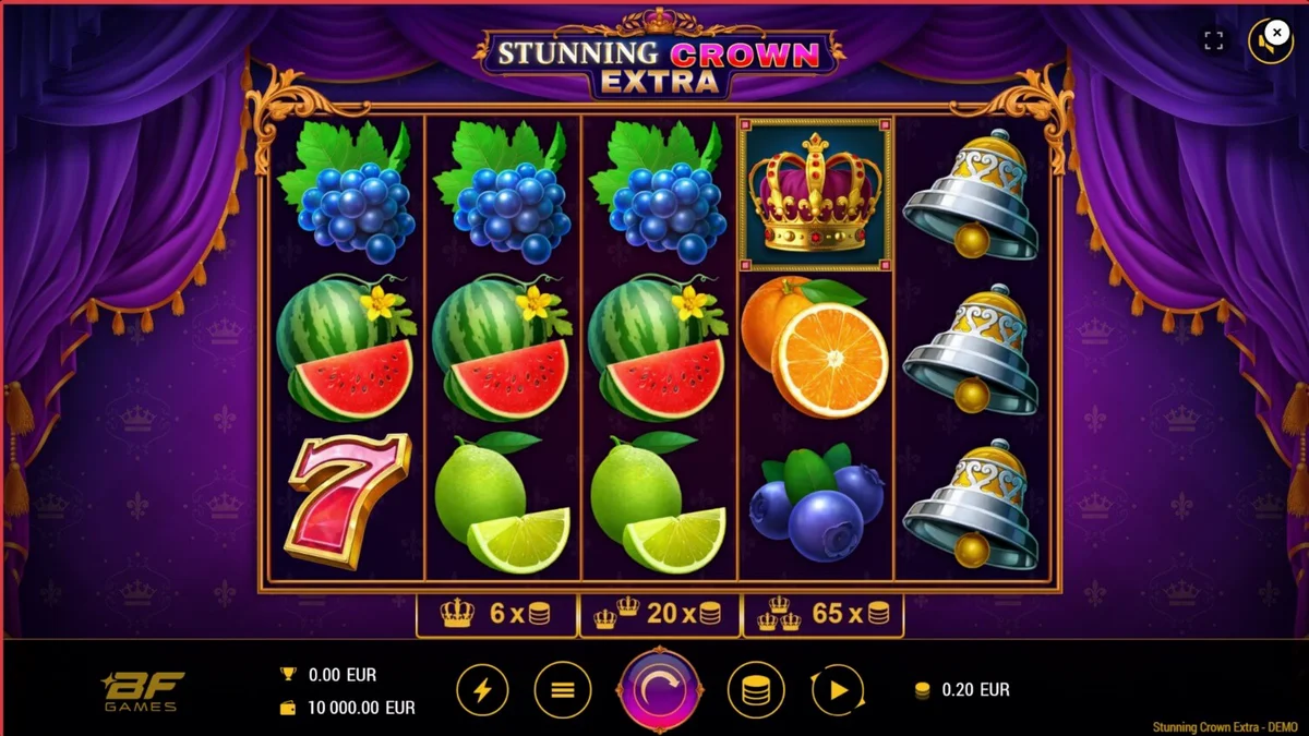 Tampilan visual slot Stunning Crown Extra dengan tema kerajaan yang mewah